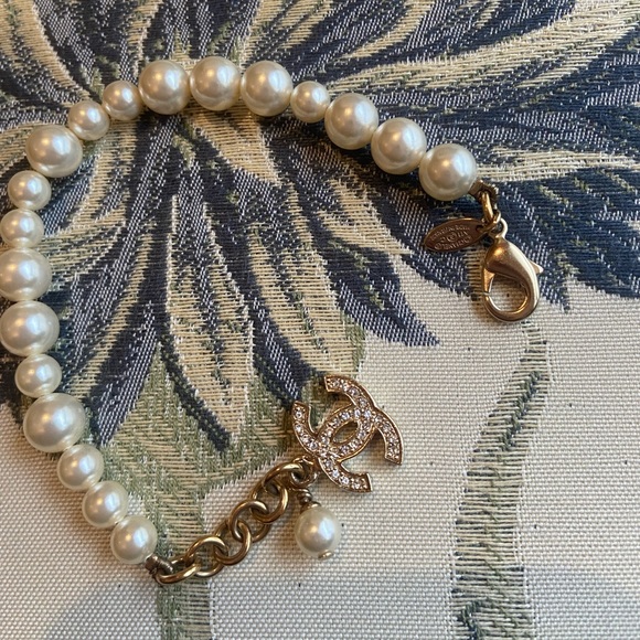 Authentic Chanel bracelet - Picture 6 of 9